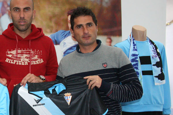 Canito, en la presentación de Raúl López como jugador del San Fernando CD (Foto: Trekant Media)