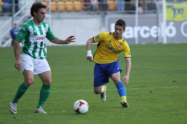 Carlos Indiano durante el partido ante el Sanlqueño (Foto: Trekant Media)