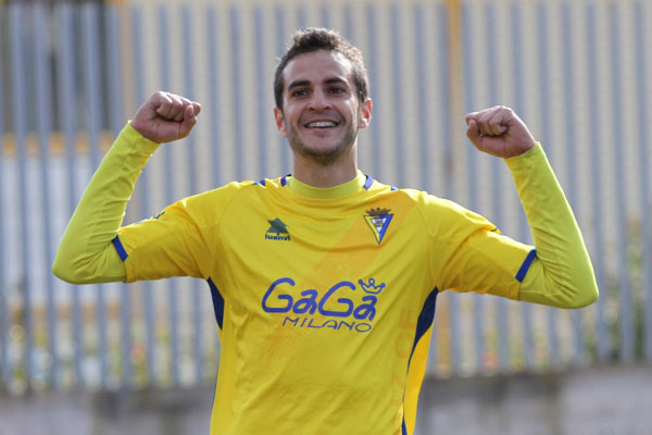 Villar celebrando el tercer gol de su hattrick (Foto: Trekant Media)