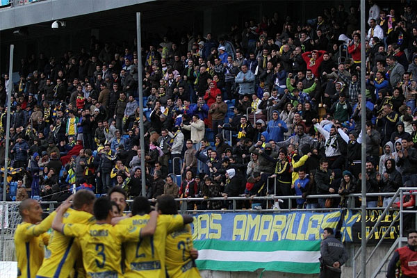 El Cádiz quiere recuperar la ilusión de la afición por el equipo / Trekante Media