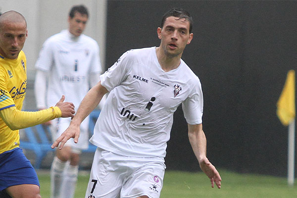 David Rocha, con el Albacete Balompié contra el Cádiz CF / Trekant Media