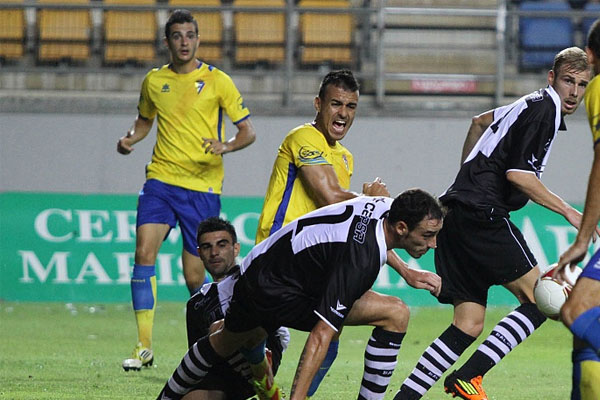 Cadiz y Balona serán dos de los seis equipos de Cádiz de la Segunda B / Trekant Media