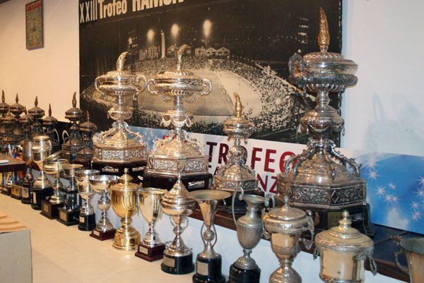 Antigua sala de trofeos del Cádiz CF en el estadio Ramón de Carranza (Foto: Trekant Media)