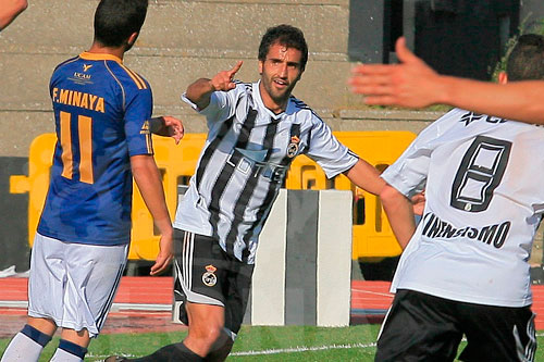 David Hernández celebra un gol con la Balompédica Linense / realbalompedicalinense.net