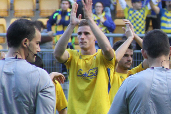 Albentosa saludando a la afición (Foto: Trekant Media)