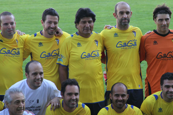 El presidente de Bolivia, Evo Morales, con la camiseta del Cádiz CF (Foto: Trekant Media)