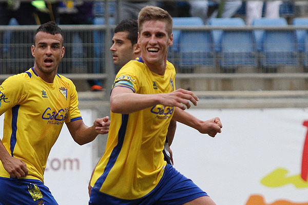 Celebrando su gol ante el Cartagena (Foto: Trekant Media)