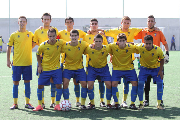 El equipo del Balón de Cádiz Aficionado, en la Ciudad Deportiva Bahía de Cádiz (Foto: Trekant Media)