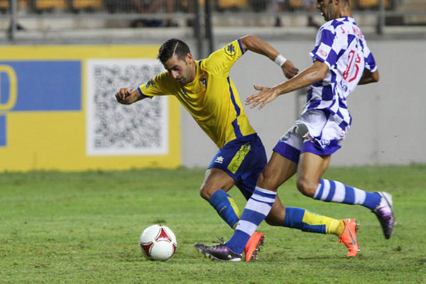 Nico Varela, titular en el partido de Copa del Rey contra el Arroyo (Foto: Trekant Media)