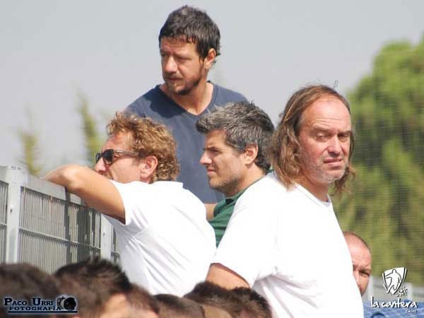 Alessandro Gaucci junto a Vincenzo Silvestrini y Giulio Ranucci viendo al Juvenil A (Foto: Paco Urri / lacanteracadiz.com)