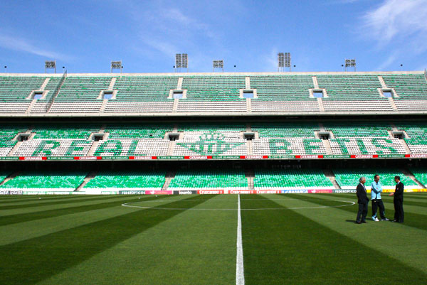 Foto del estadio Benito Villamarín (Foto: Trekant Media)