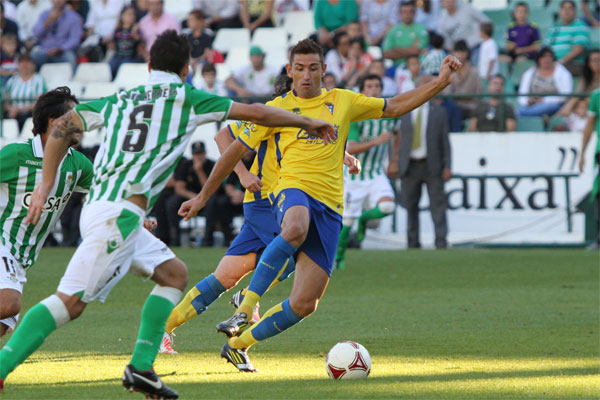 Belencoso cree que su gol anulado fue legal (Foto: Trekant Media)