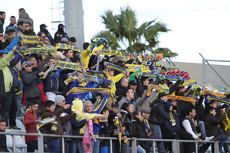 Afición del Cádiz en Algeciras / Trekant Media