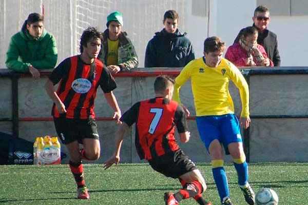 Balón Juvenil / foto: Paco Urri / lacanteracadiz.com