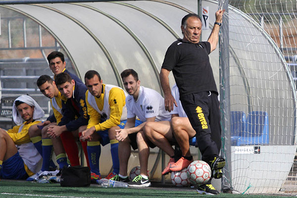 Paco Baena, entrenador del Balón de Cádiz / Trekant Media