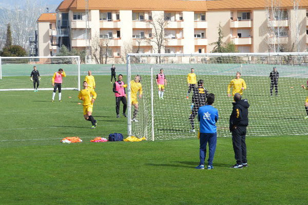 El Cádiz entrenando en Granada 