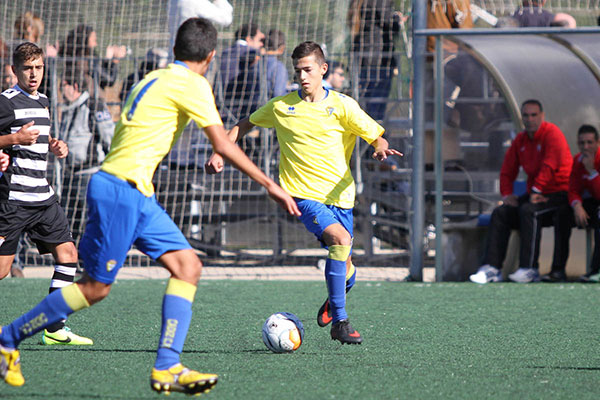 Balón Cadete A / Trekant Media