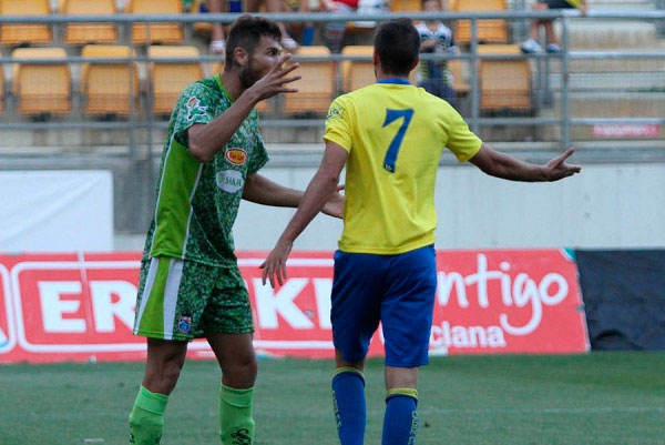 El Cádiz debe ganar en Lorca para seguir cuarto / Trekant Media