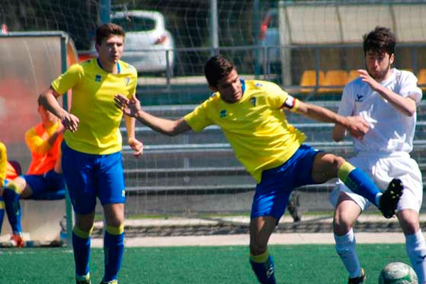 Balón Juvenil / Paco Urri - lacanteracadiz.com