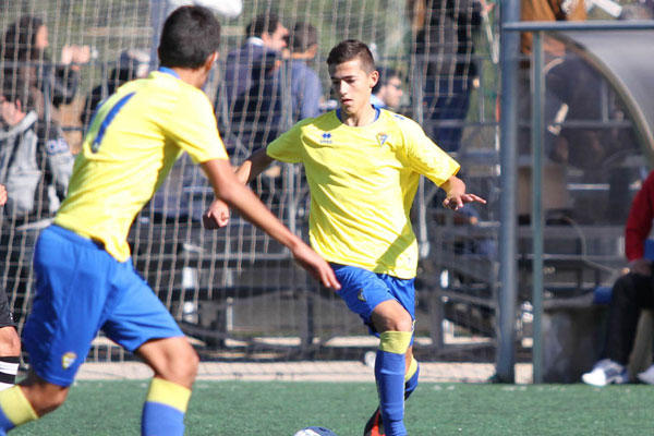 Balón Cadete A / Trekant Media