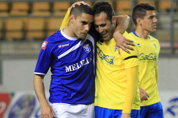 La UD Melilla ayuda al Cádiz CF / Trekant Media