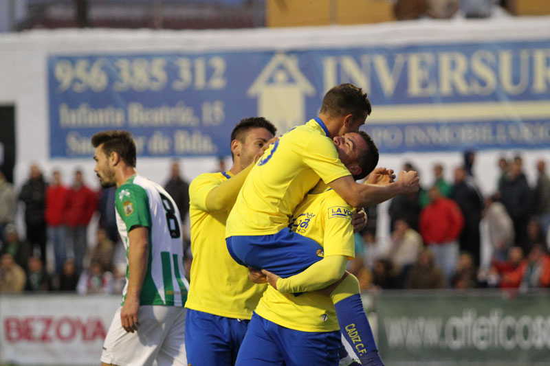 El Cádiz CF ganó al Atlético Sanluqueño CF (0-3) / Trekant Media