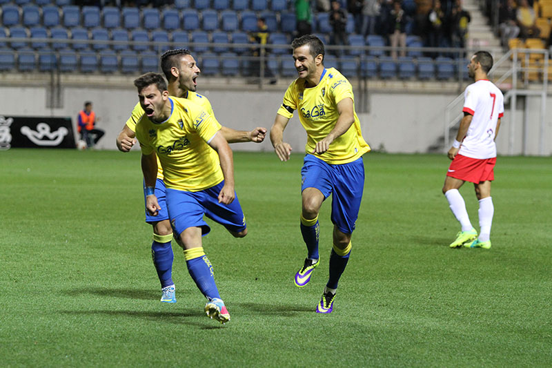 Victoria del Cádiz ante el Almería B / Trekant Media