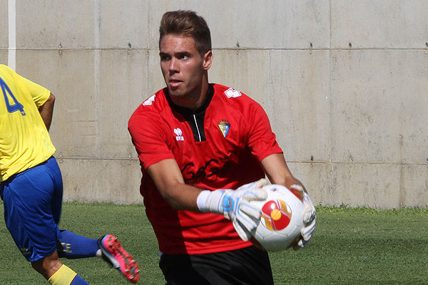 José Antonio Castillo con el Cádiz CF B / Trekant Media