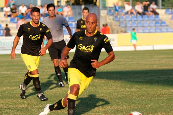 Nafti, centrocampista del Cádiz CF / Trekant Media