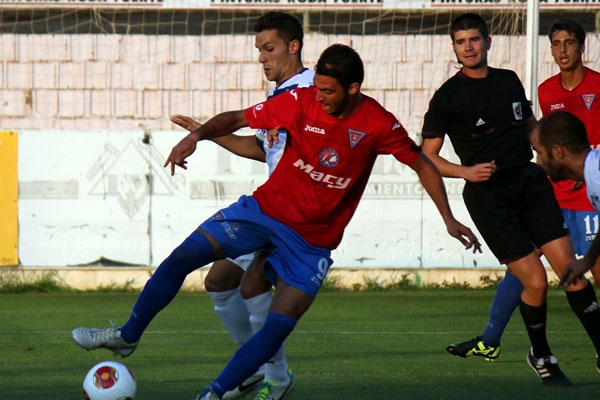 Imágen del partido CD El Palo - La Roda CF / foto: 5maseldescuento.es