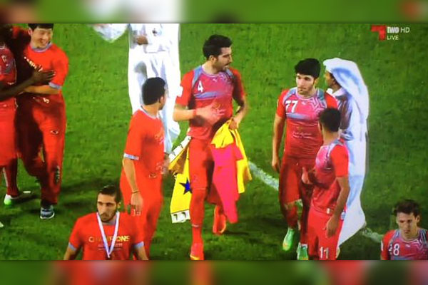 Chico Flores celebra la QSL 2015 con el Lekhwiya SC de Qatar