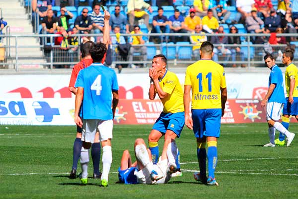 Los ciclos de tarjetas amarillas se ponen a cero en playoff / Trekant Media