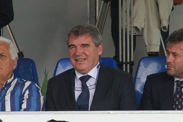 Manuel Vizcaíno, en el palco del estadio Nuevo San Ignacio de El Palo / Trekant Media