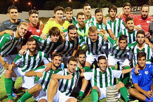 El Antequera CF se proclamó campeón del 43º Trofeo Torcal de Antequera que iba a jugar el Cádiz CF / antequeracf.es