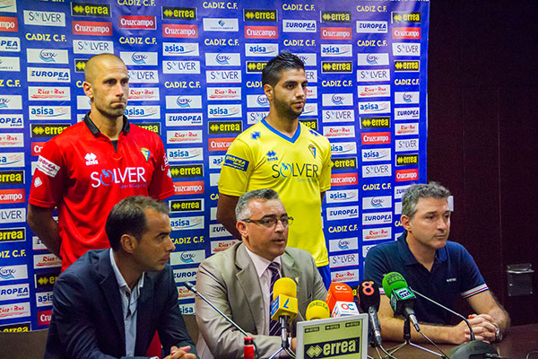 Presentación de la primera camiseta del Cádiz CF 2014-2015 / Trekant Media