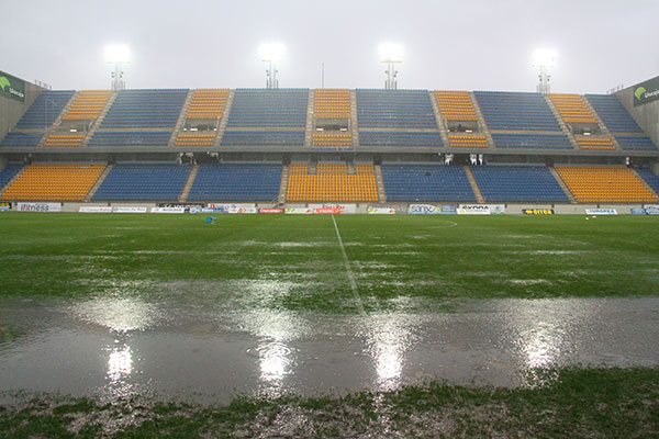 Grada del Ramón de Carranza tras suspenderse el Cádiz CF - Real Jaén CF / Trekant Media