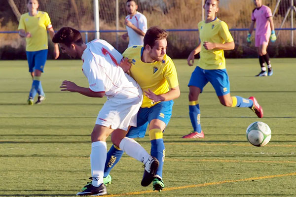 Balón de Cádiz CF / UCA