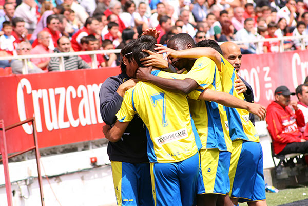 Celebrando el gol de Velasco en el Sánchez Pizjuan / Trekant Media