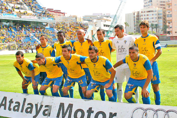 Último once inicial del Cádiz CF en Segunda División / Trekant Media