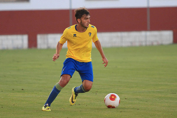 Paquito Olano, con el primer equipo del Cádiz CF en pretemporada / Trekant Media