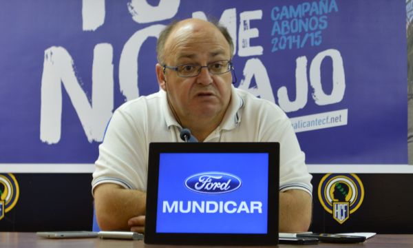 Juan Carlos Ramírez, en rueda de prensa con el Hércules CF / zonahercules.com