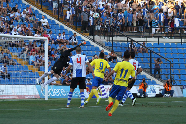 El Cádiz debe elevar su eficacia de cara a gol / Javier Ayala - portalcadista.com