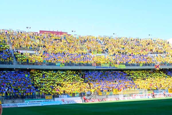 Grada en el Cádiz - Oviedo / Trekant Media