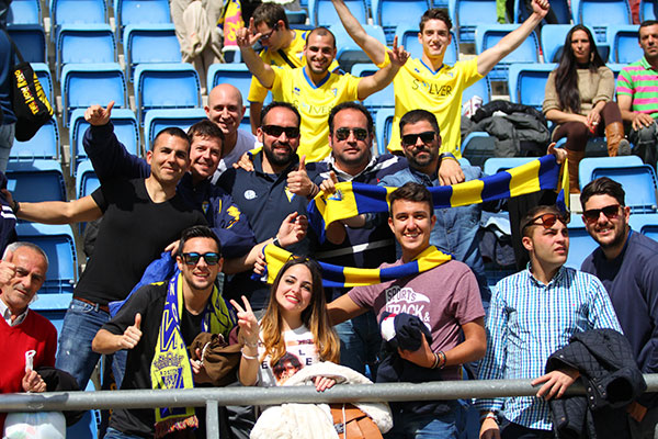 Aficionados en el estadio Ramón de Carranza / Trekant Media