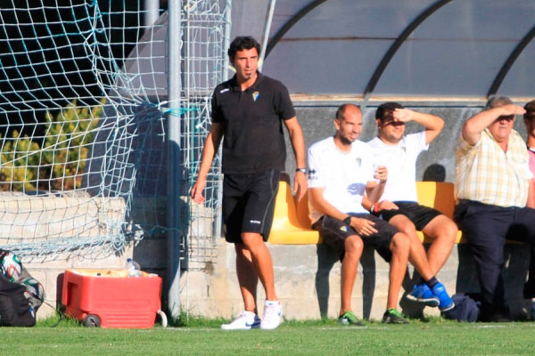 Fernando Niño, entrenador del Cádiz B / Trekant Media