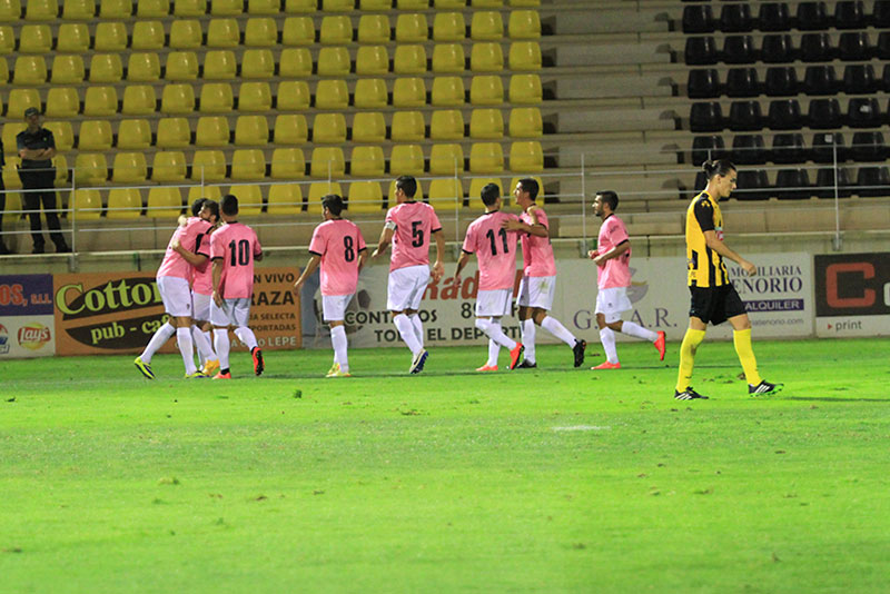 El Cádiz vence en la Copa del Rey / Trekant Media