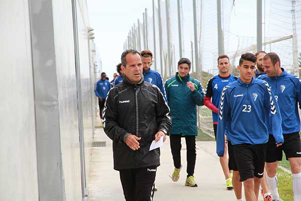 Álvaro Cervera en su primer entrenamiento / Trekant Media