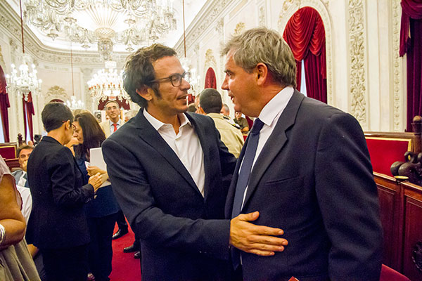 José María González, alcalde de Cádiz, con Manuel Vizcaíno / Trekant Media