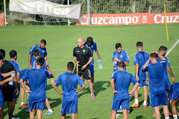 Entrenamiento del Cádiz CF / Marcos Piñero