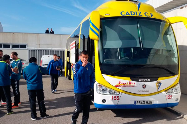 Autobús oficial del Cádiz CF / cadizcf.com